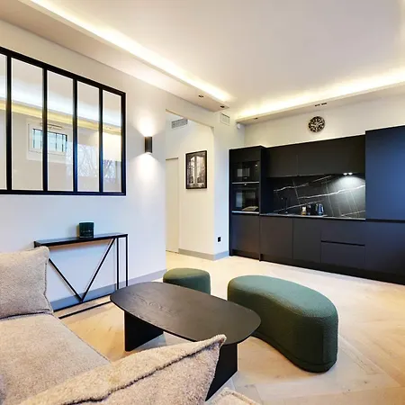 شقة Chic - 1br 4p - Tour Eiffel Invalides *
